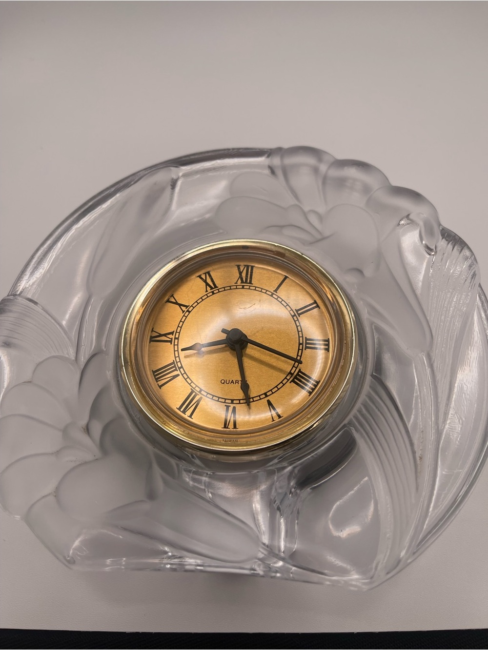 Vintage Crystal Clear Studios Clock Japan Quartz 80’s Grannycore Retro Tested